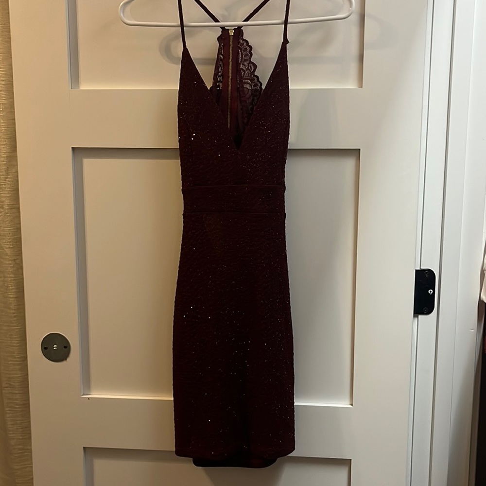 Tight maroon Windsor tight dress